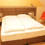 Isar Hotel